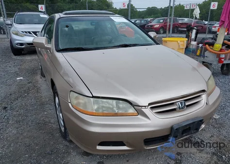 2001 Honda Accord 3.0 Ex из США, поврежденный, VIN 1HGCG22501A012711